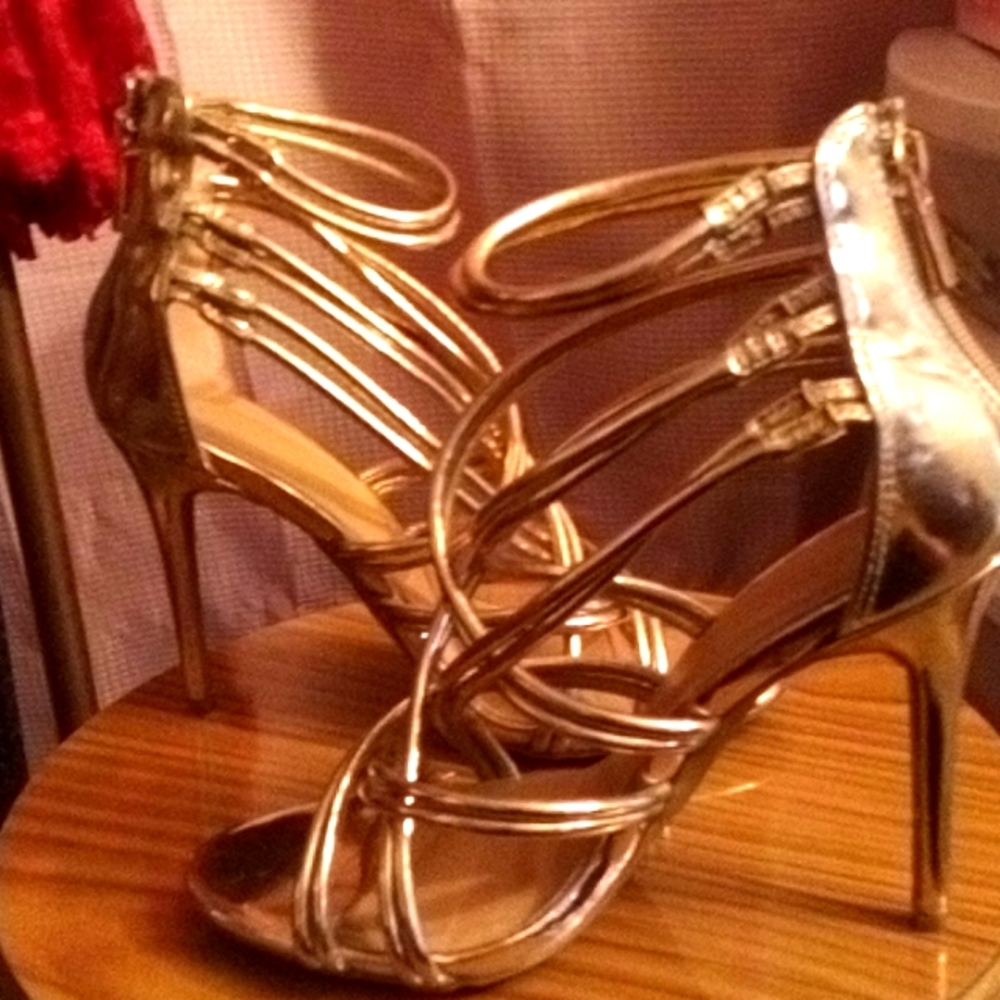 Anne Michelle high heels